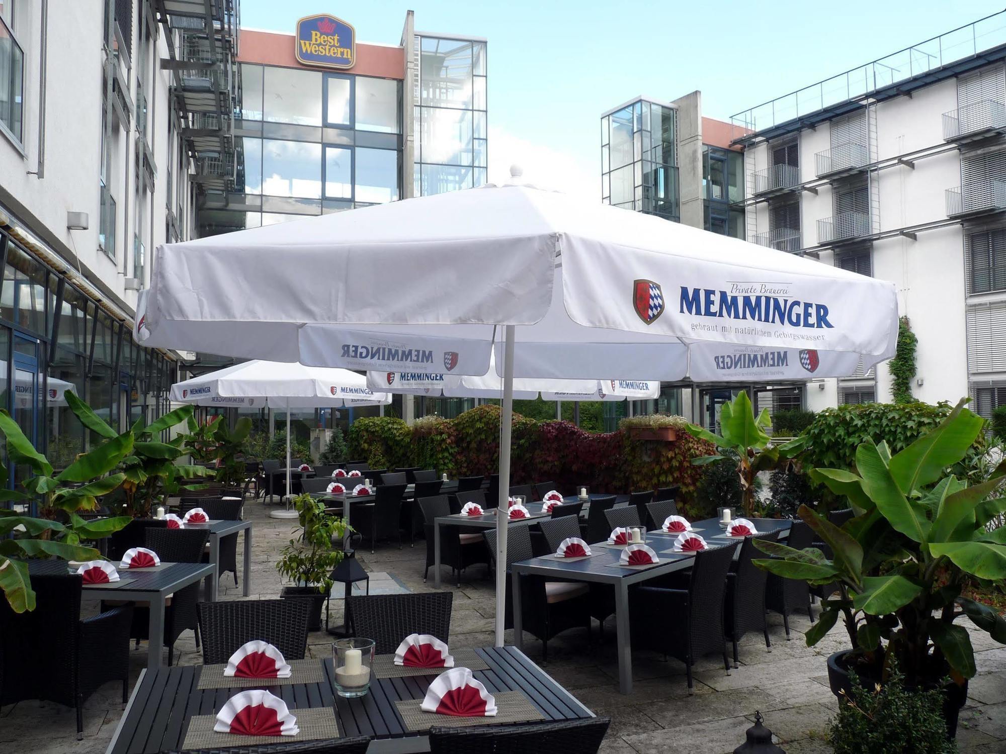 Plaza Inn Stuttgart-Ditzingen Restoran gambar